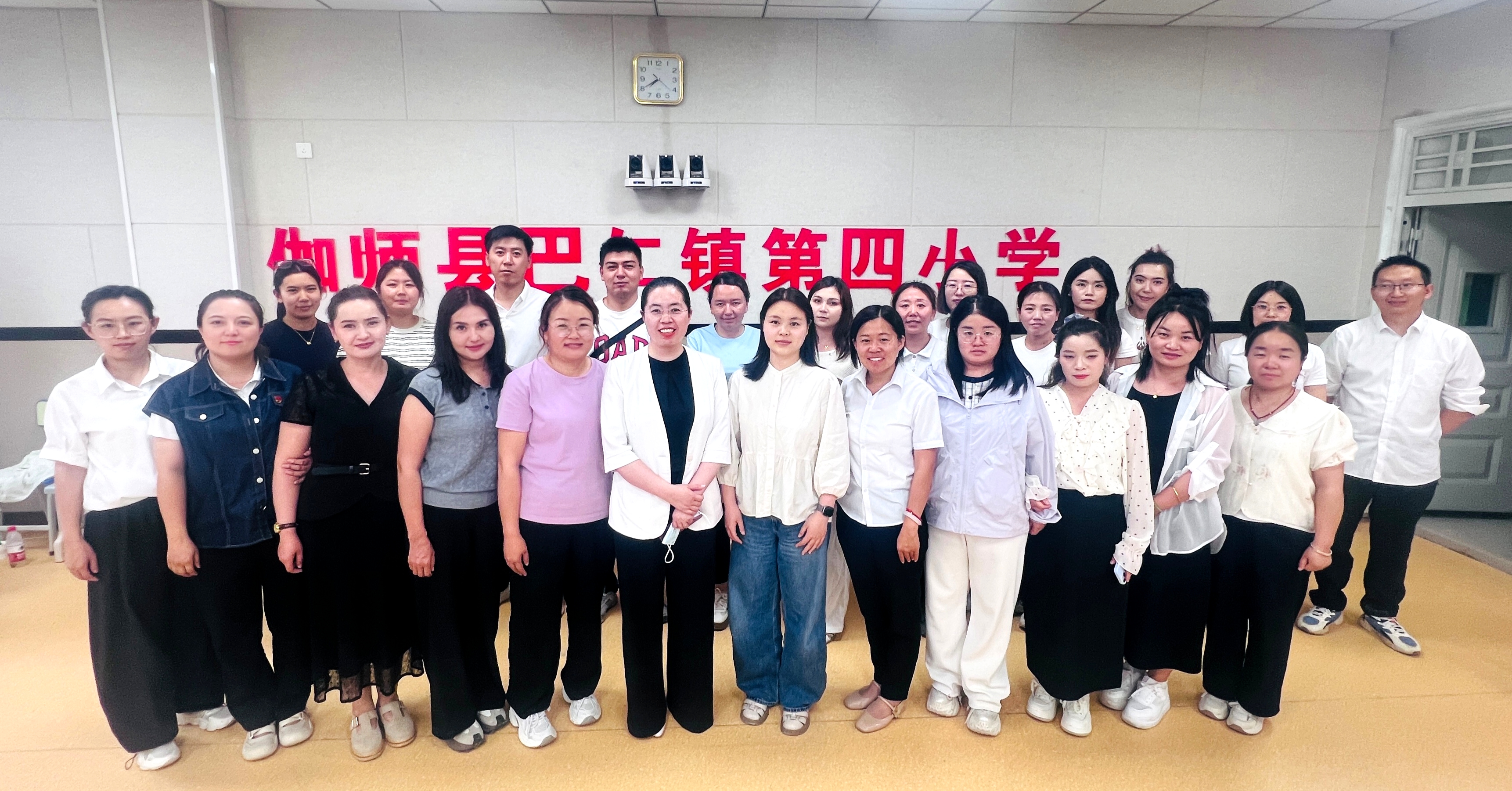 19-语文组合影.jpg