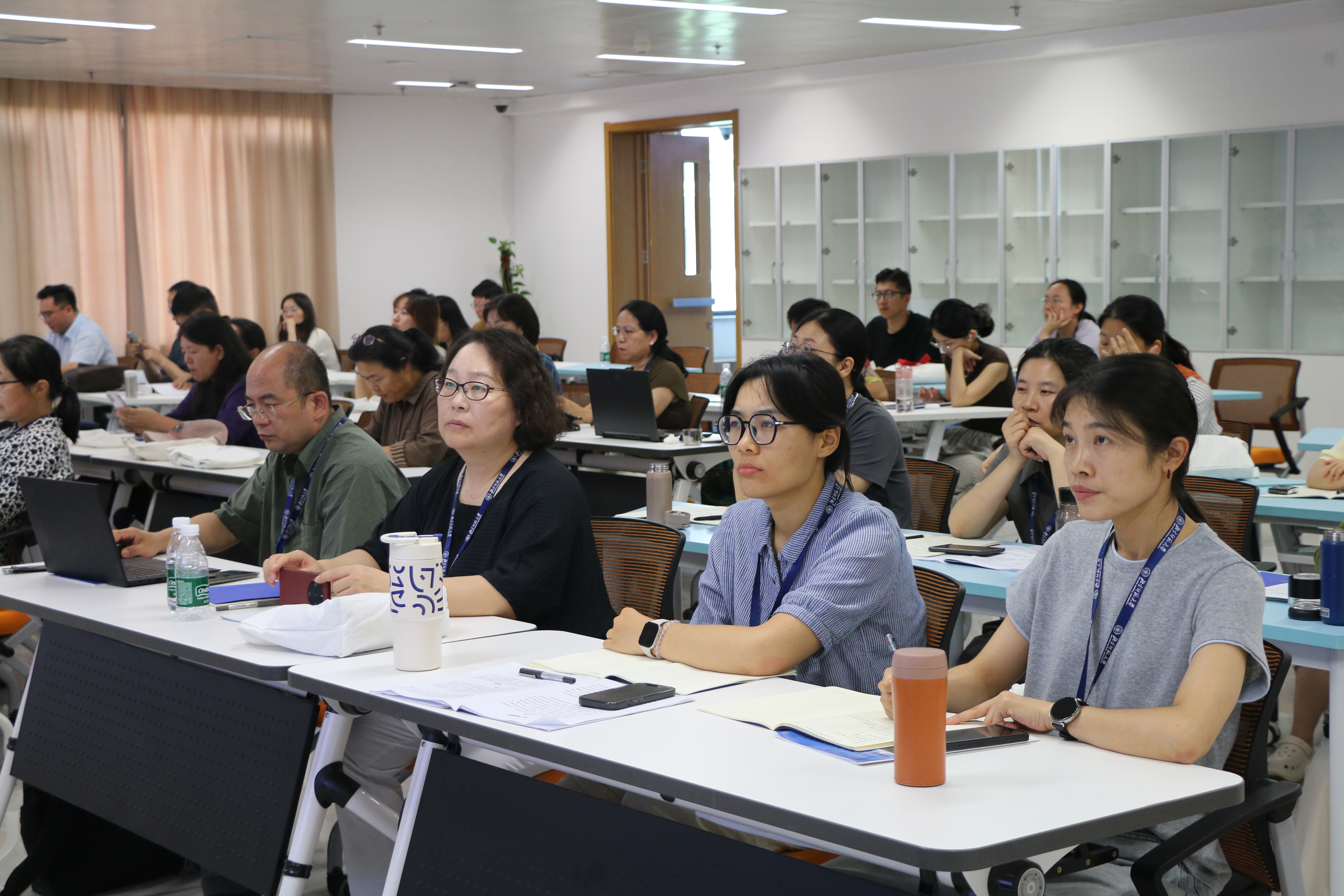 图1会议现场.jpg 图1会议现场.jpg